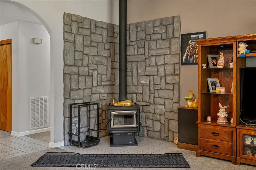 62 Blakeslee Drive Property Photo 7
