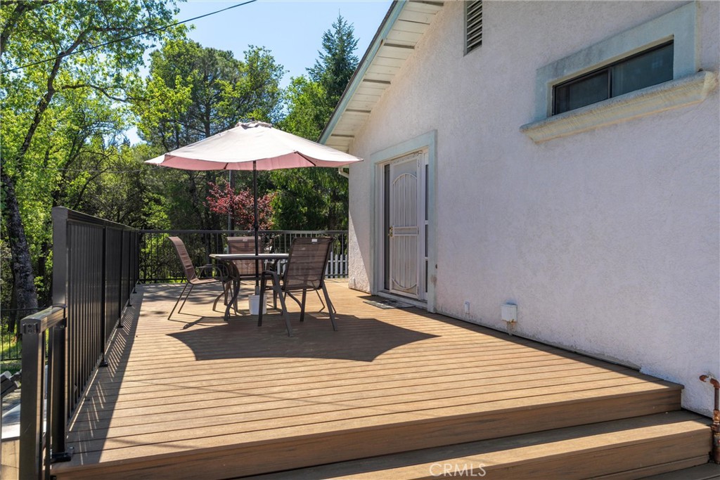 62 Blakeslee Drive Property Photo 32