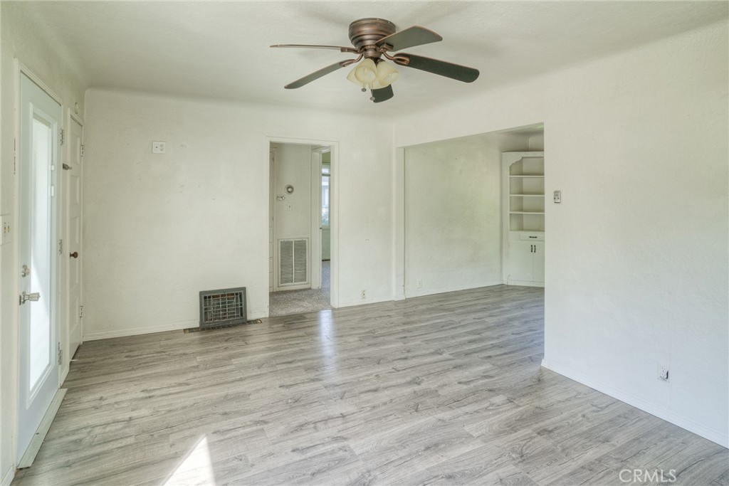 9 Midway Property Photo 9