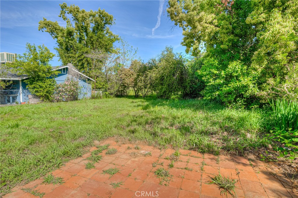 9 Midway Property Photo 22