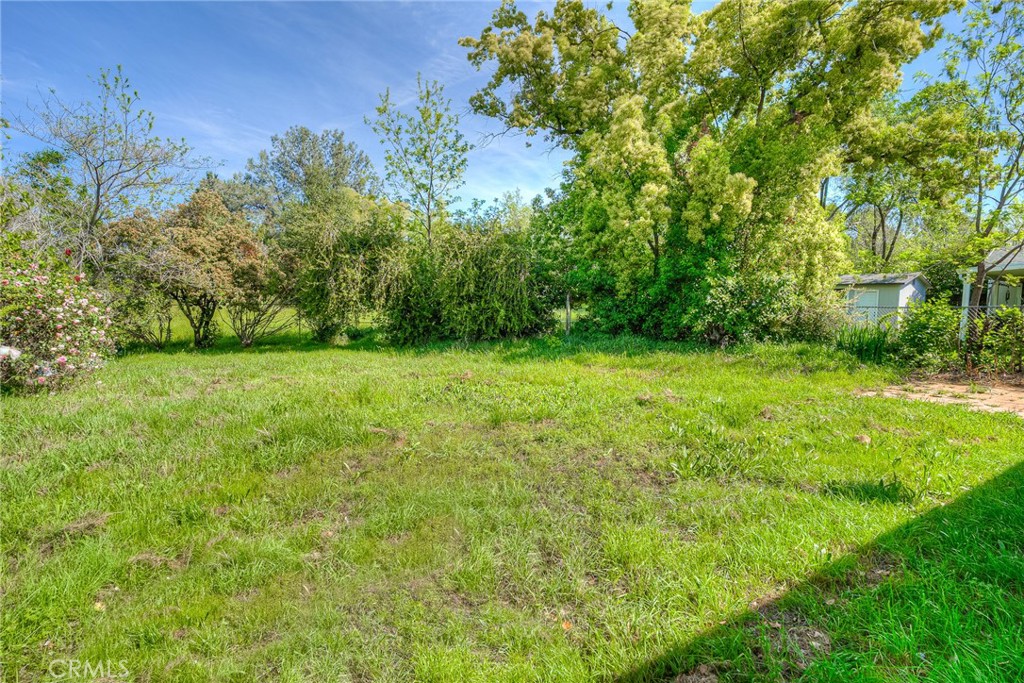 9 Midway Property Photo 23