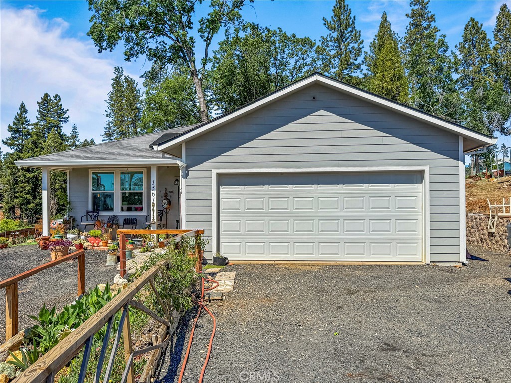1561 Henson Road Property Photo 1