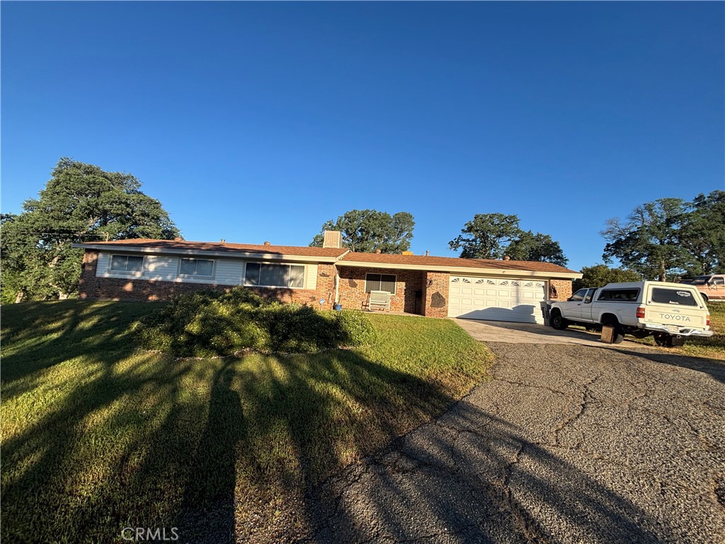 5 Fairhill Property Photo 1