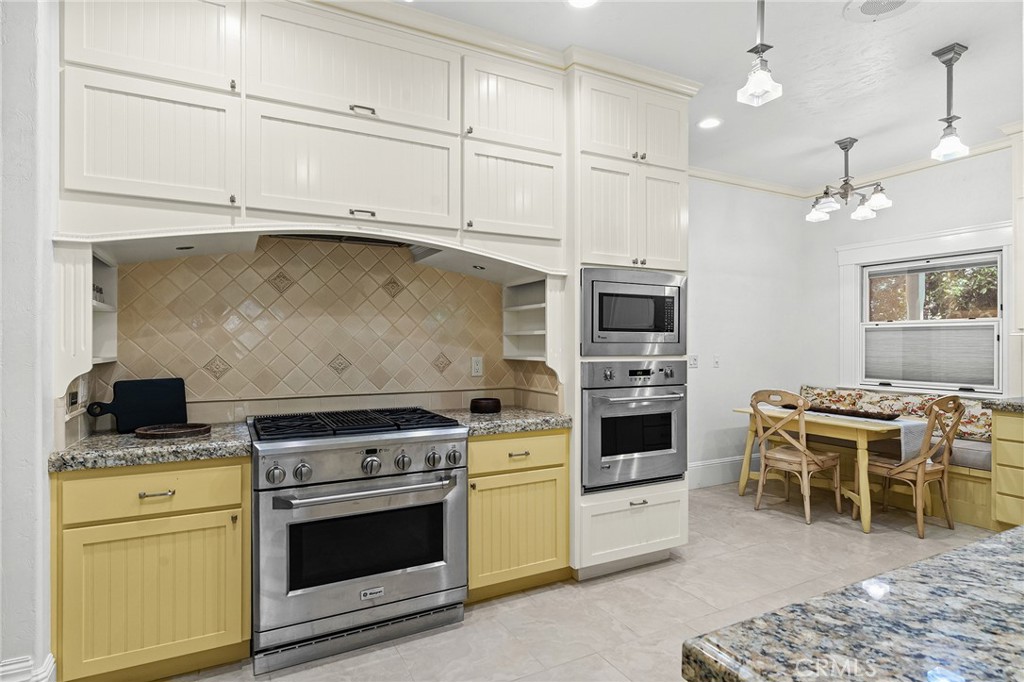 1344 1st Property Photo 14