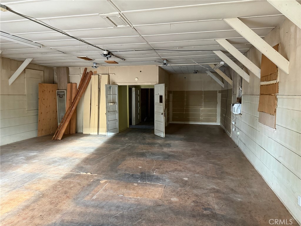 217 Percy Avenue Property Photo 6