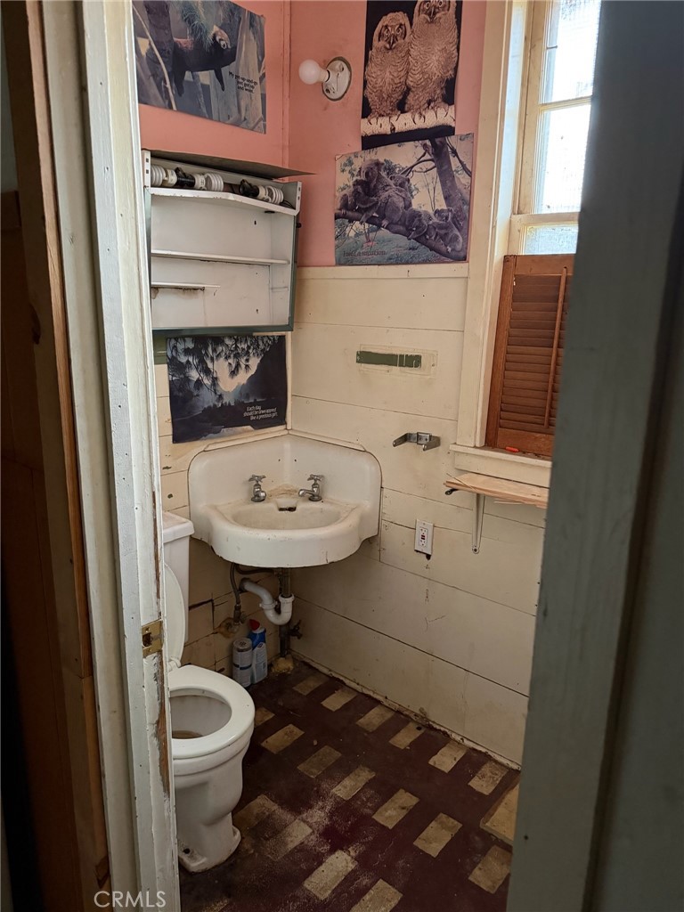 217 Percy Avenue Property Photo 11