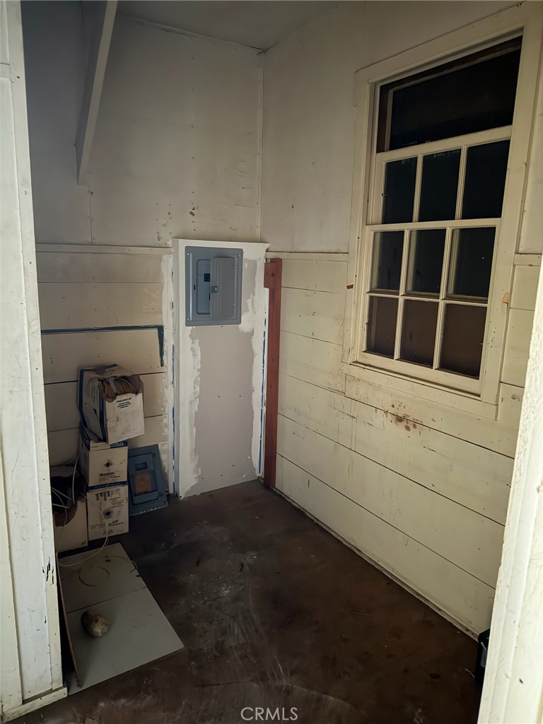 217 Percy Avenue Property Photo 12