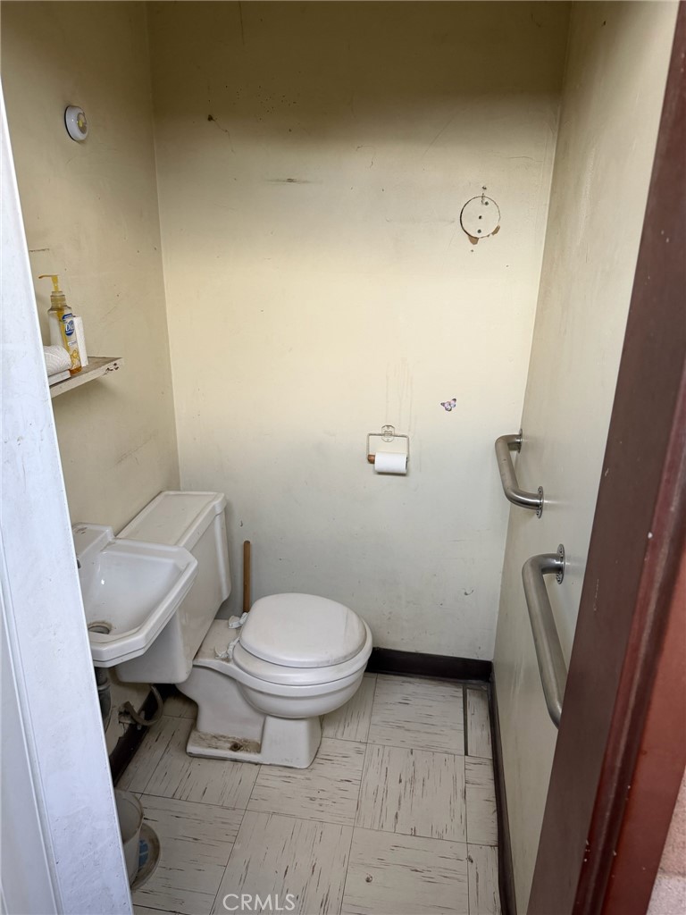 217 Percy Avenue Property Photo 18
