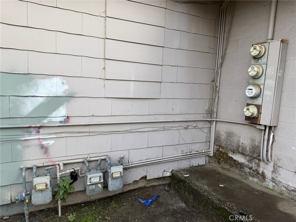 217 Percy Avenue Property Photo 26