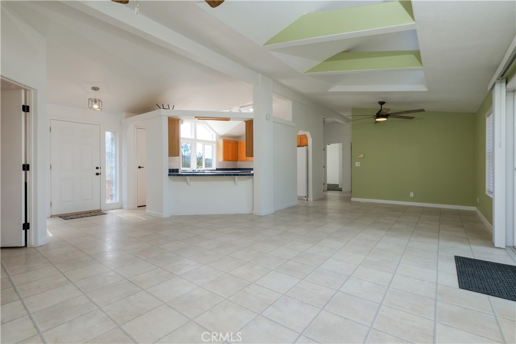 89 Crystal Pines Property Photo 6