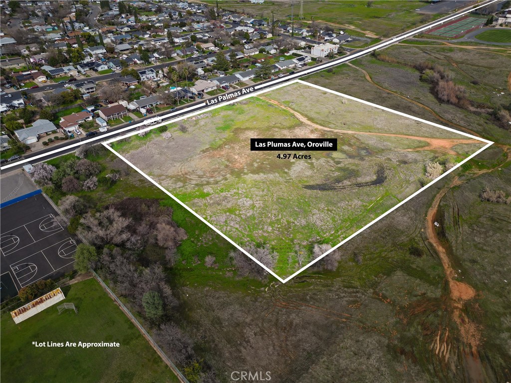 0 Las Plumas Avenue Property Photo 2