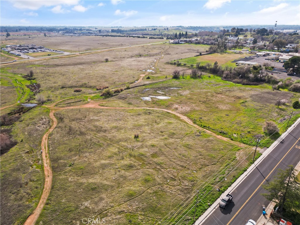 0 Las Plumas Avenue Property Photo 14