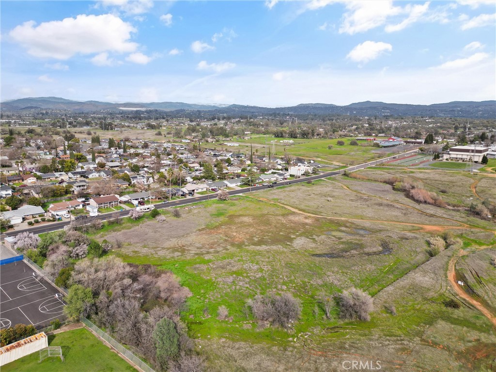 0 Las Plumas Avenue Property Photo 16