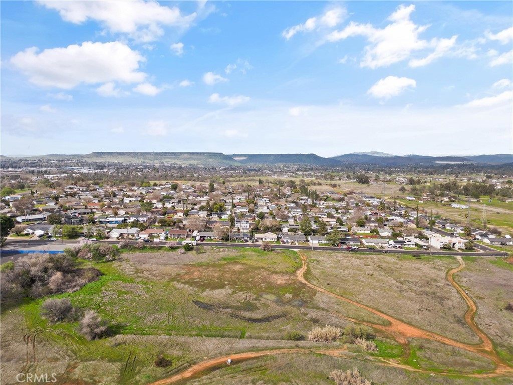 0 Las Plumas Avenue Property Photo 17