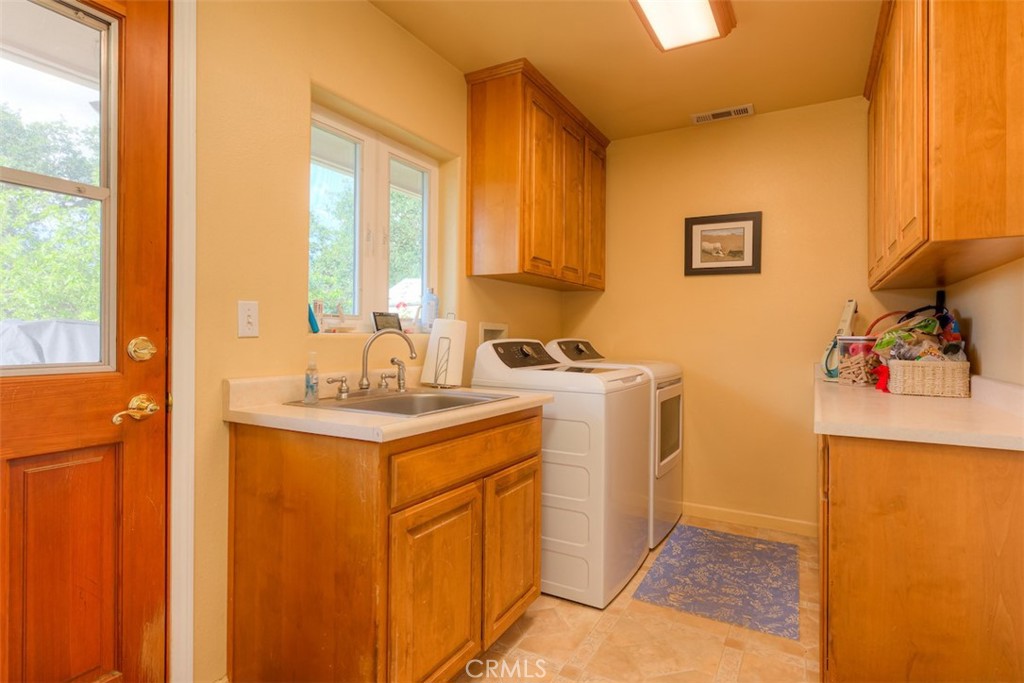 105 Silver Bar Drive Property Photo 33