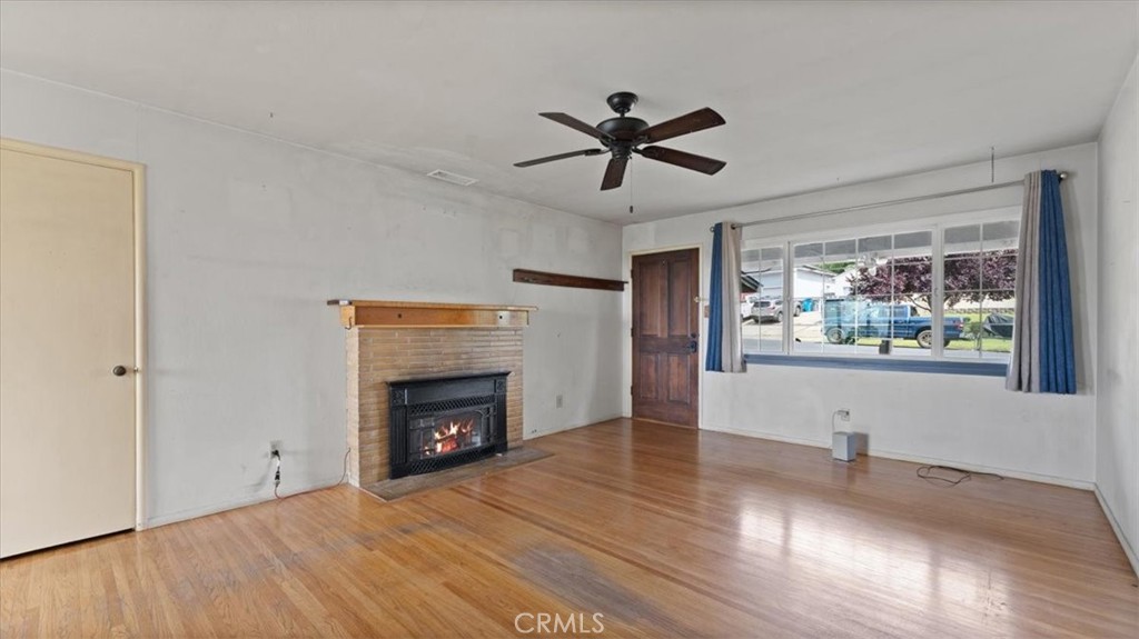 1938 Campbell Avenue Property Photo 3