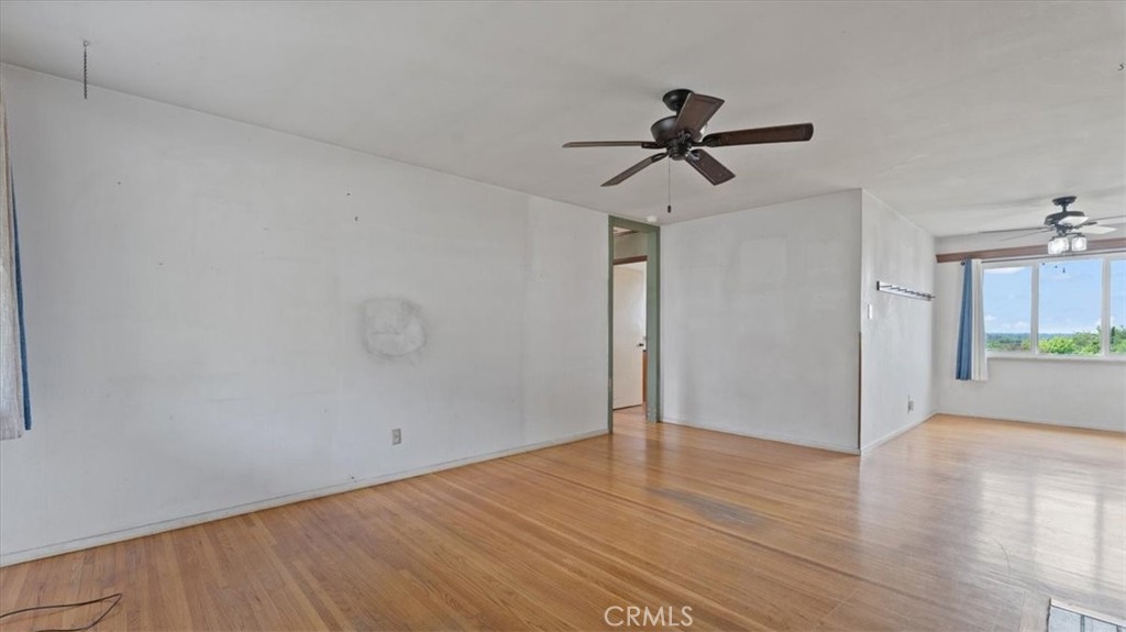 1938 Campbell Avenue Property Photo 4
