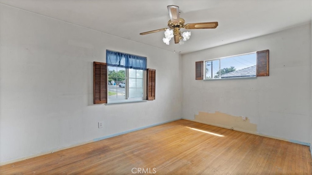 1938 Campbell Avenue Property Photo 20