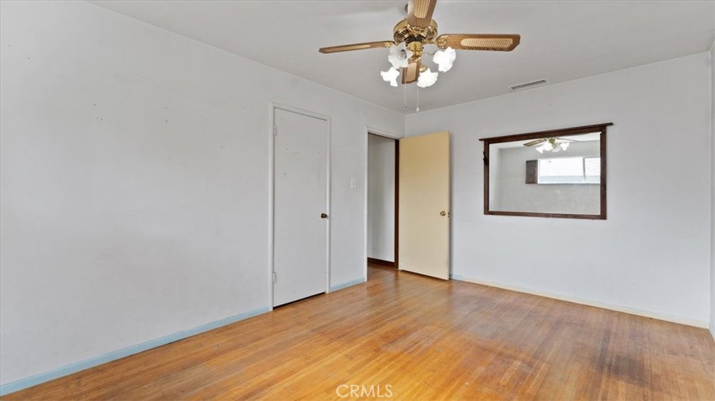 1938 Campbell Avenue Property Photo 21