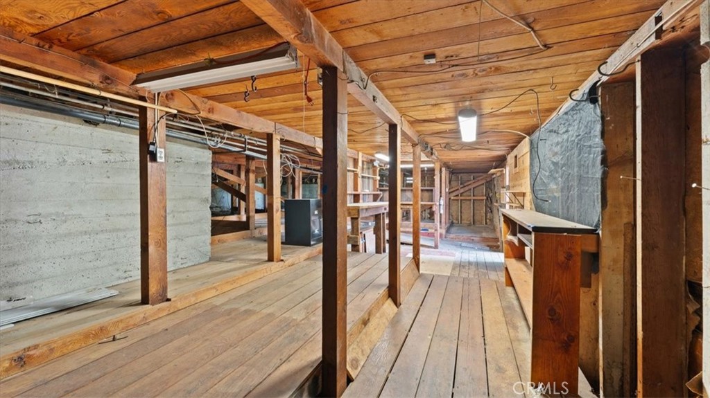 1938 Campbell Avenue Property Photo 27