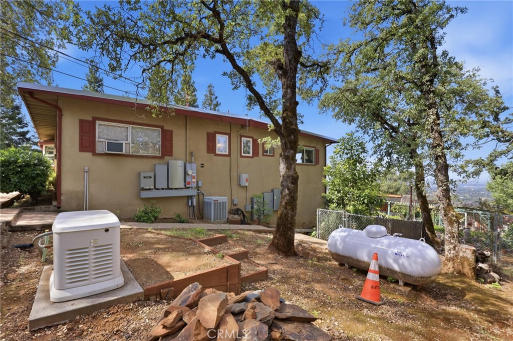 270 Riverview Property Photo 45