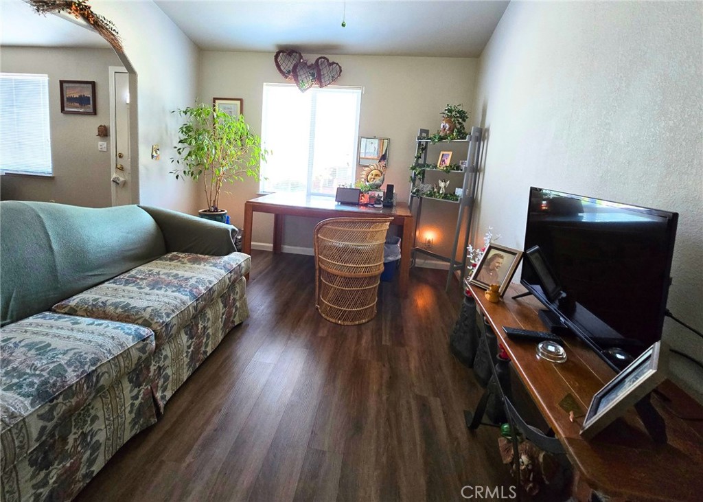390 Stoneridge Property Photo 10