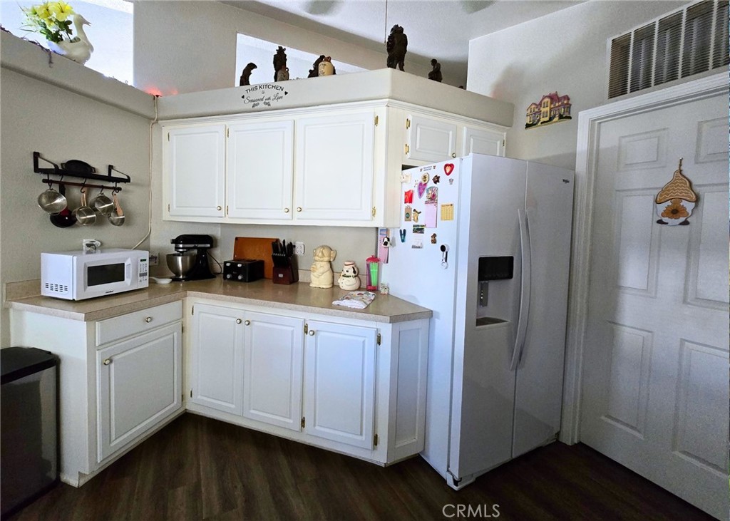 390 Stoneridge Property Photo 16