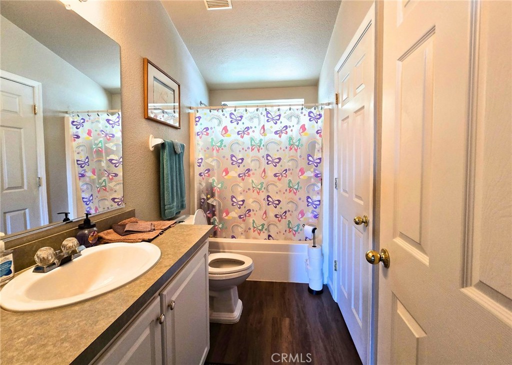 390 Stoneridge Property Photo 23