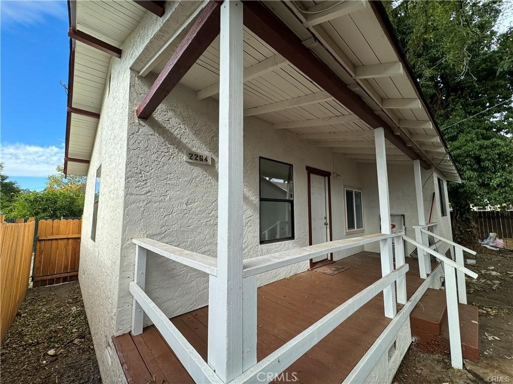 2262 Hewitt Avenue Property Photo 3
