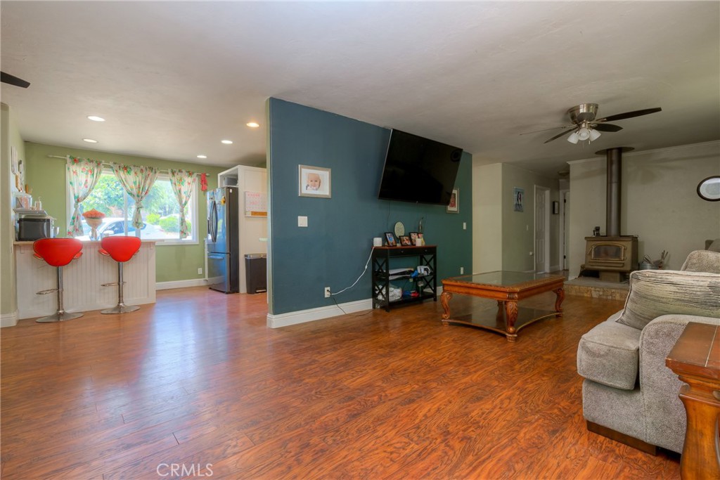 197 Brookdale Court Property Photo 4