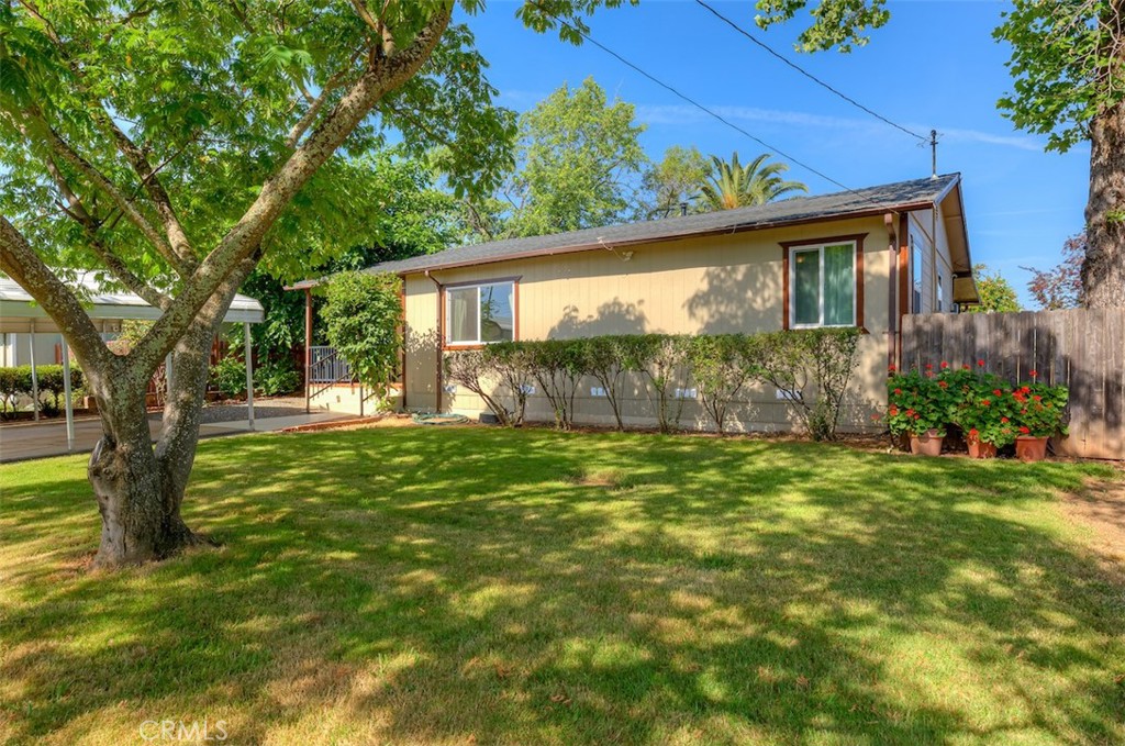 48 Hoover Property Photo 1