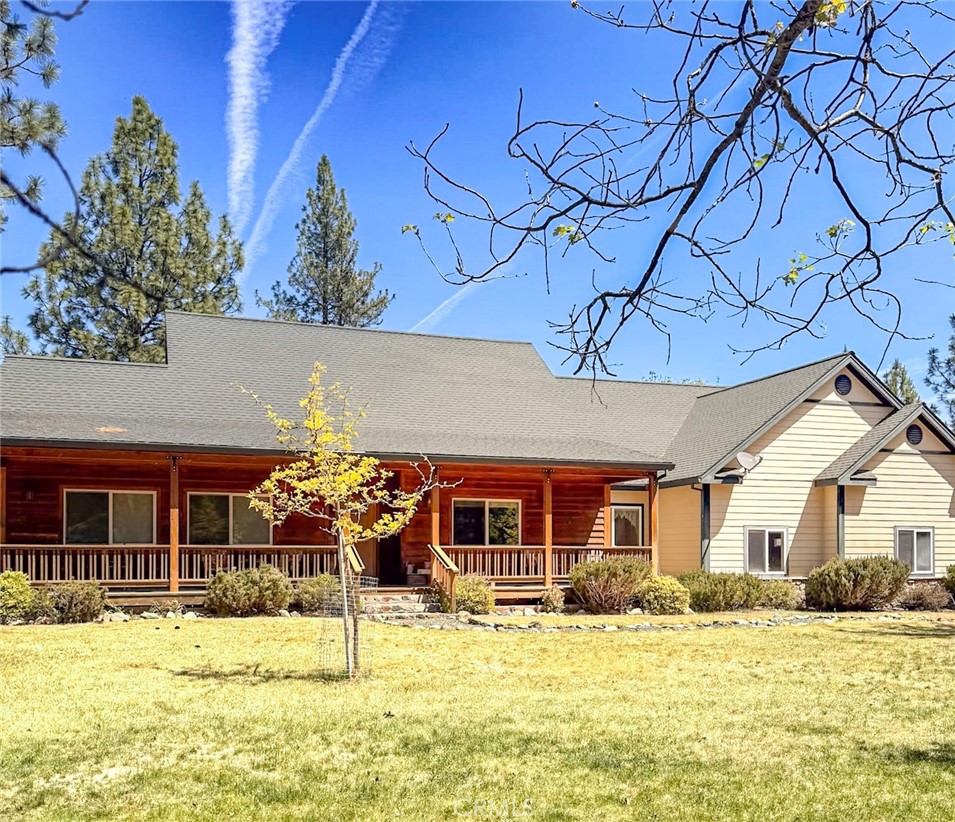 5312 S Kidder Property Photo 3