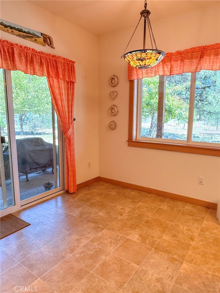 5312 S Kidder Property Photo 16
