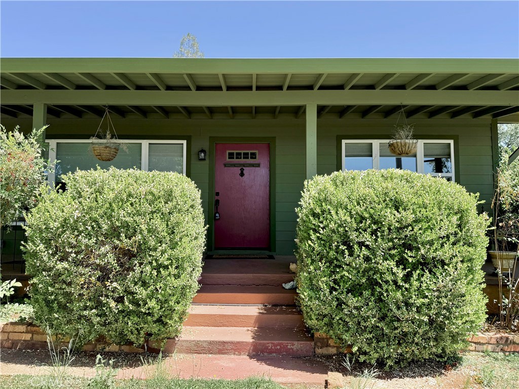 5416 Foster Property Photo 2