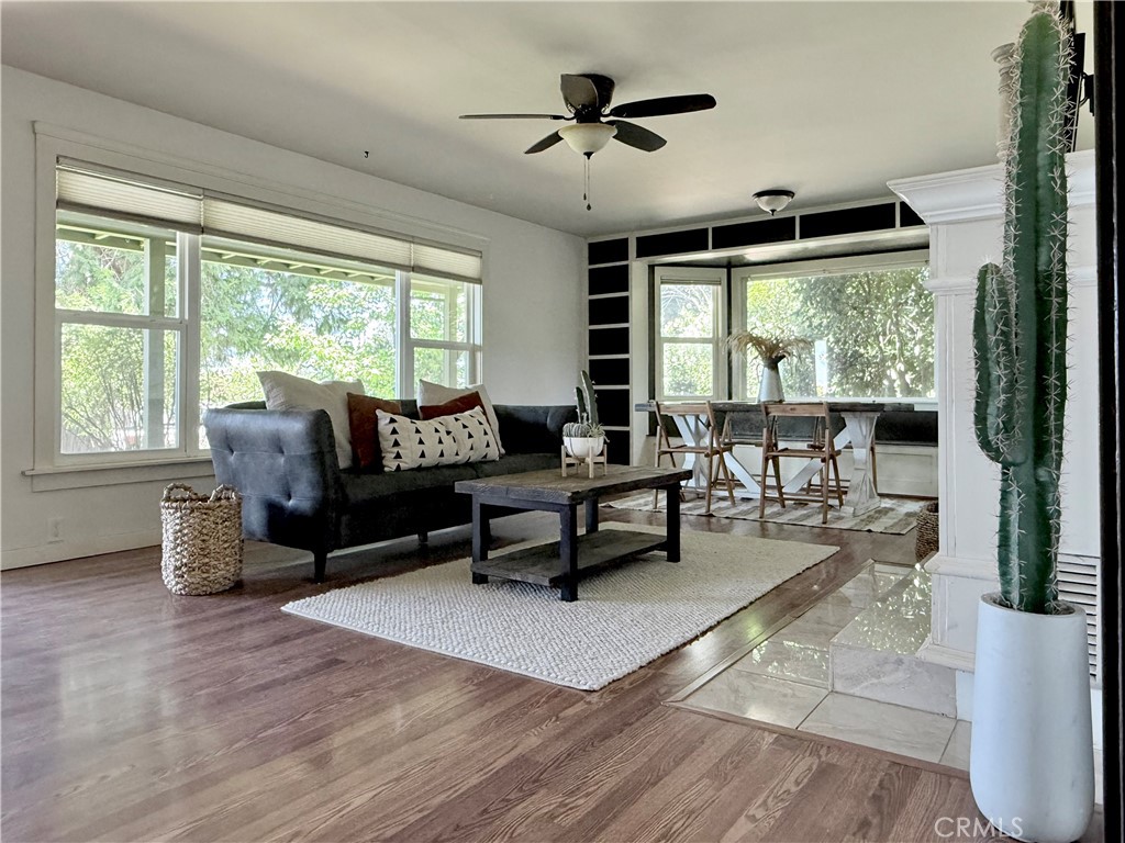 5416 Foster Property Photo 6