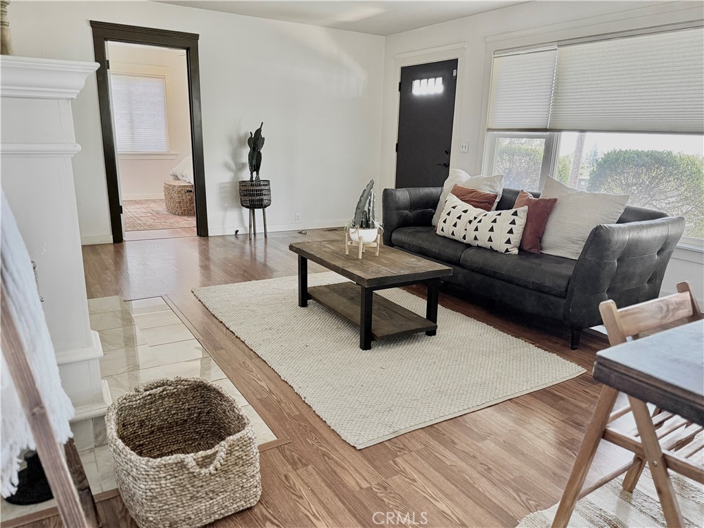 5416 Foster Property Photo 8