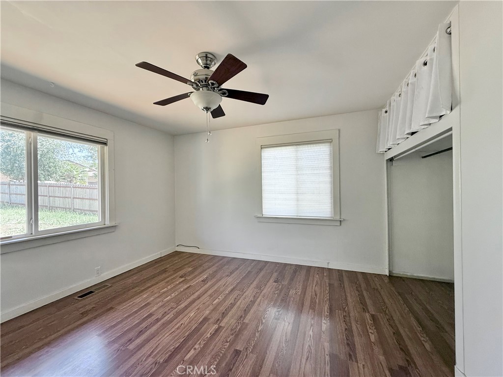 5416 Foster Property Photo 21