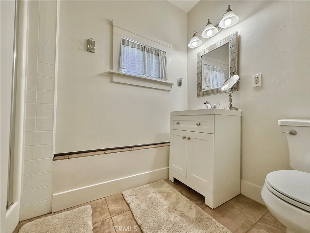5416 Foster Property Photo 24