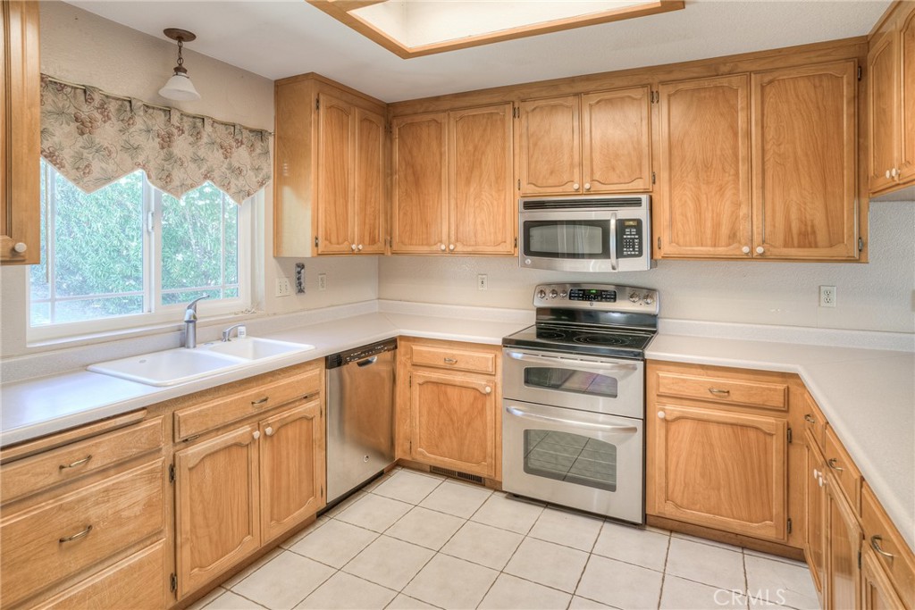 9 Chaparral Property Photo 6