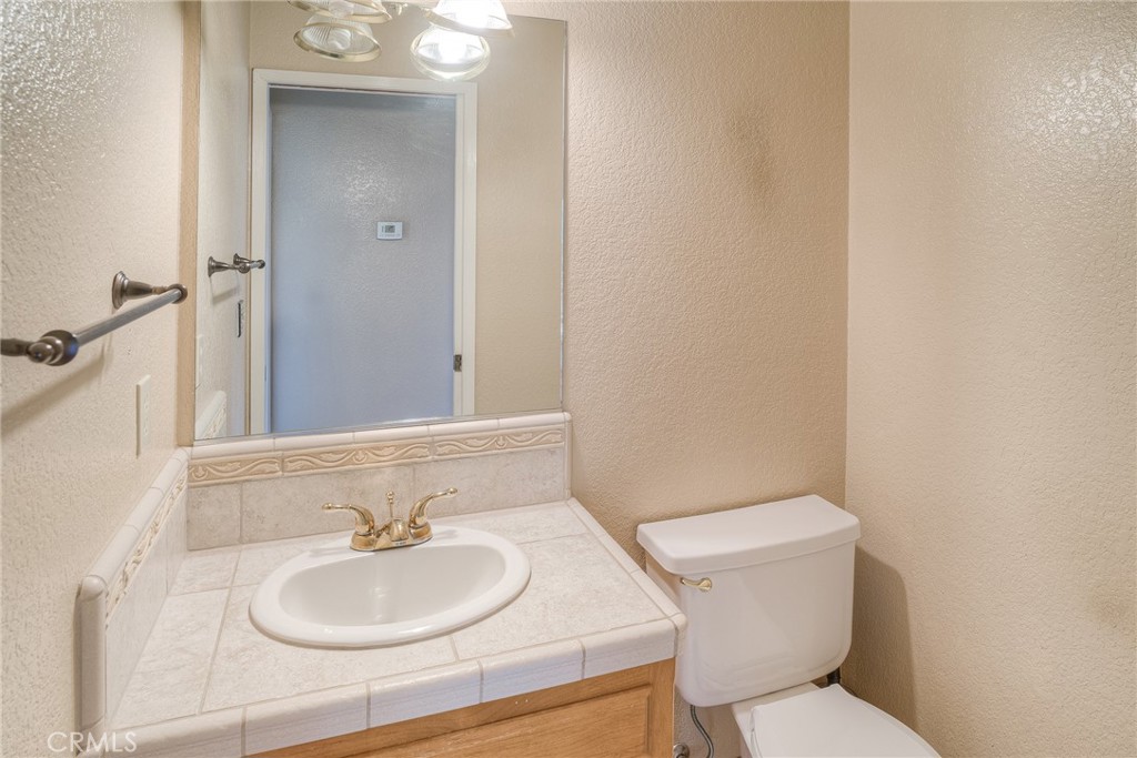 9 Chaparral Property Photo 8