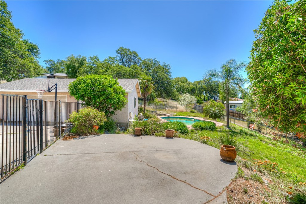 9 Chaparral Property Photo 23