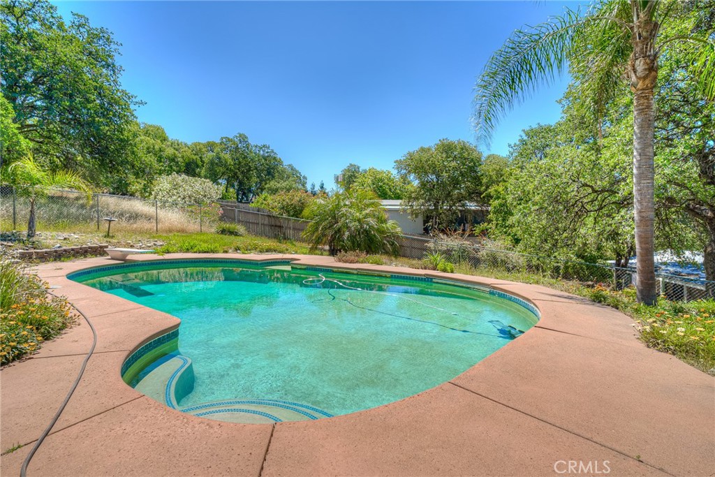 9 Chaparral Property Photo 24
