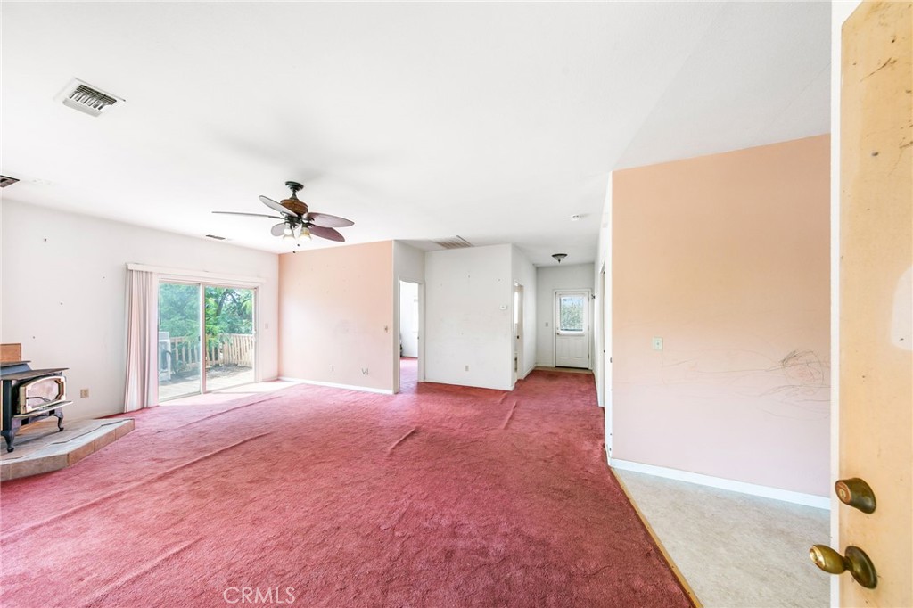 5670 Clay Trail Property Photo 9
