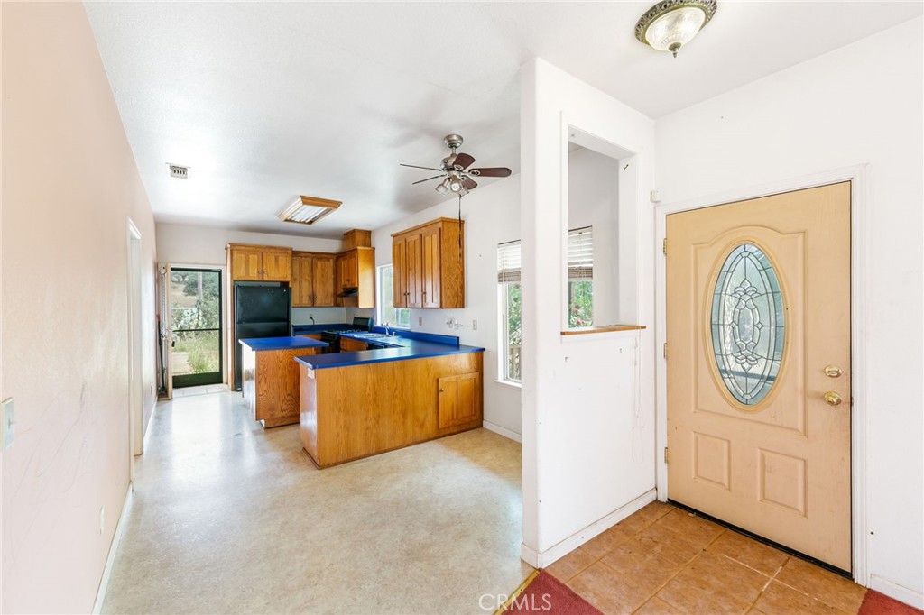 5670 Clay Trail Property Photo 13
