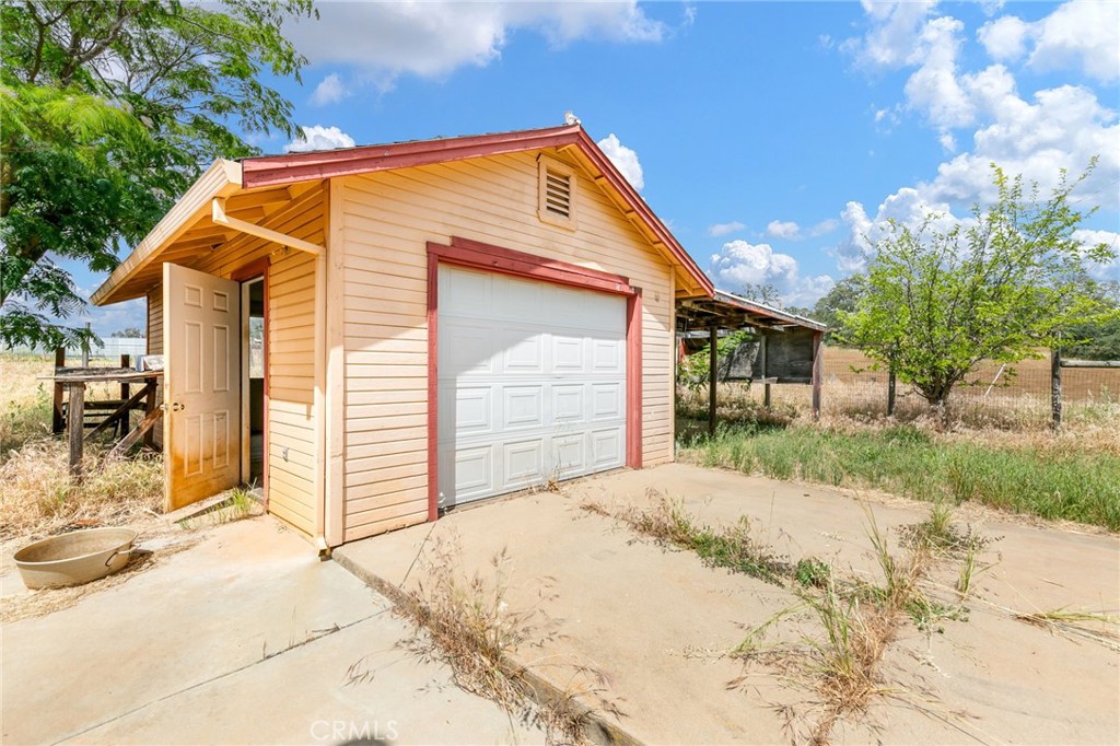 5670 Clay Trail Property Photo 34