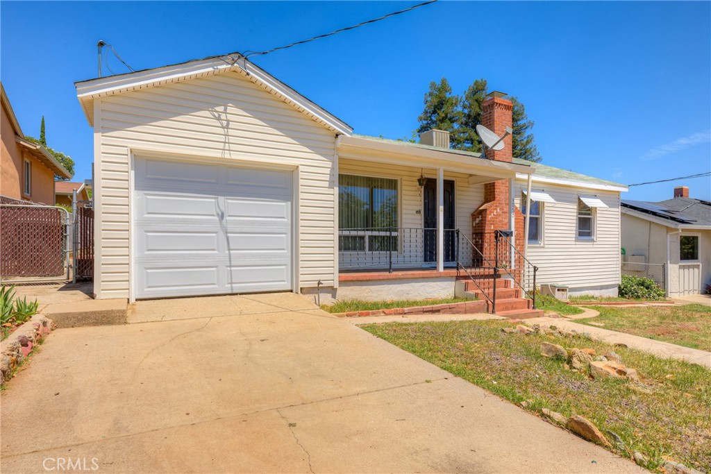 3050 Clemo Property Photo 4