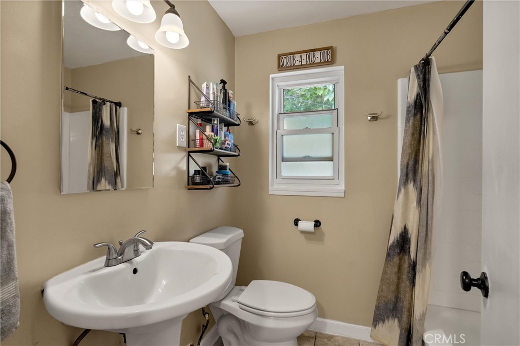3364 Ashley Property Photo 18