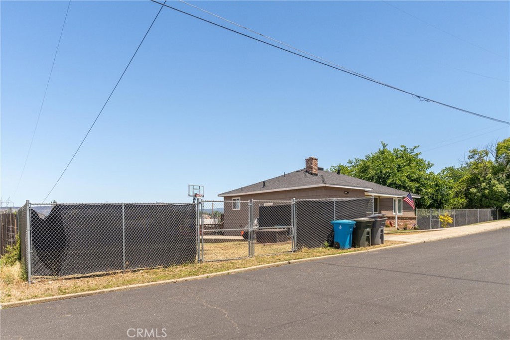 3364 Ashley Property Photo 25