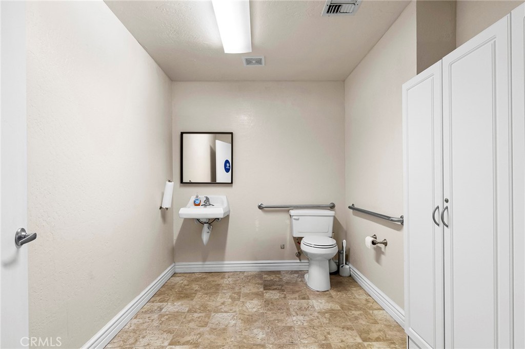3135 Oro Dam E Property Photo 5
