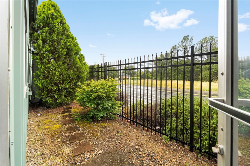 3135 Oro Dam E Property Photo 37